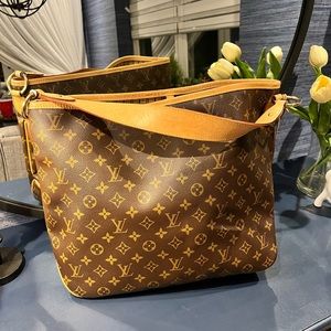 🔥LIKE NEW🔥Authentic Louis Vuitton Delightful PM